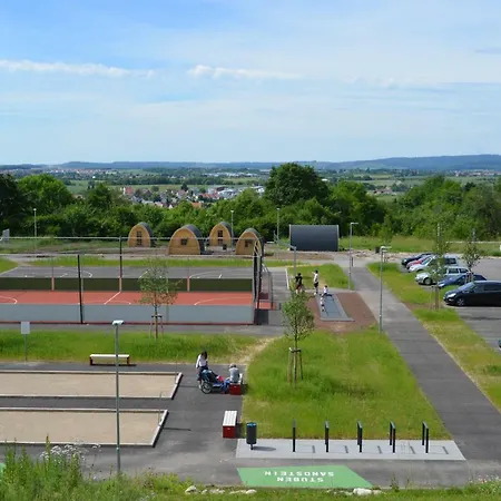 Campingplatz Campinghuette Im Sporterlebnispark *
